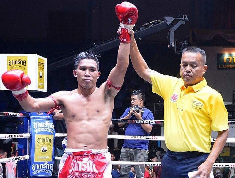Yodchai Awarded Fight of the Month at Lumpinee Stadium-YOKKAO