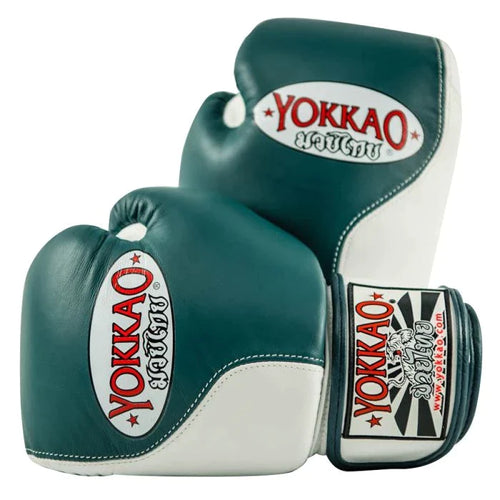 YOKKAO muay thai fighter action