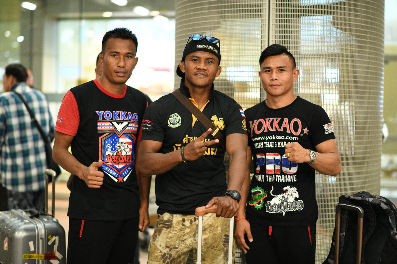 Buakaw and Manachai Arrive in Hong Kong!