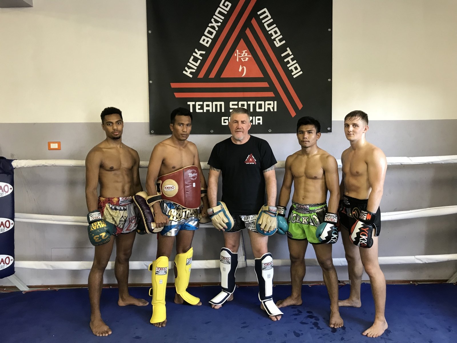 YOKKAO Fight Team Train with Famed Fight Coach Alfio Romanut