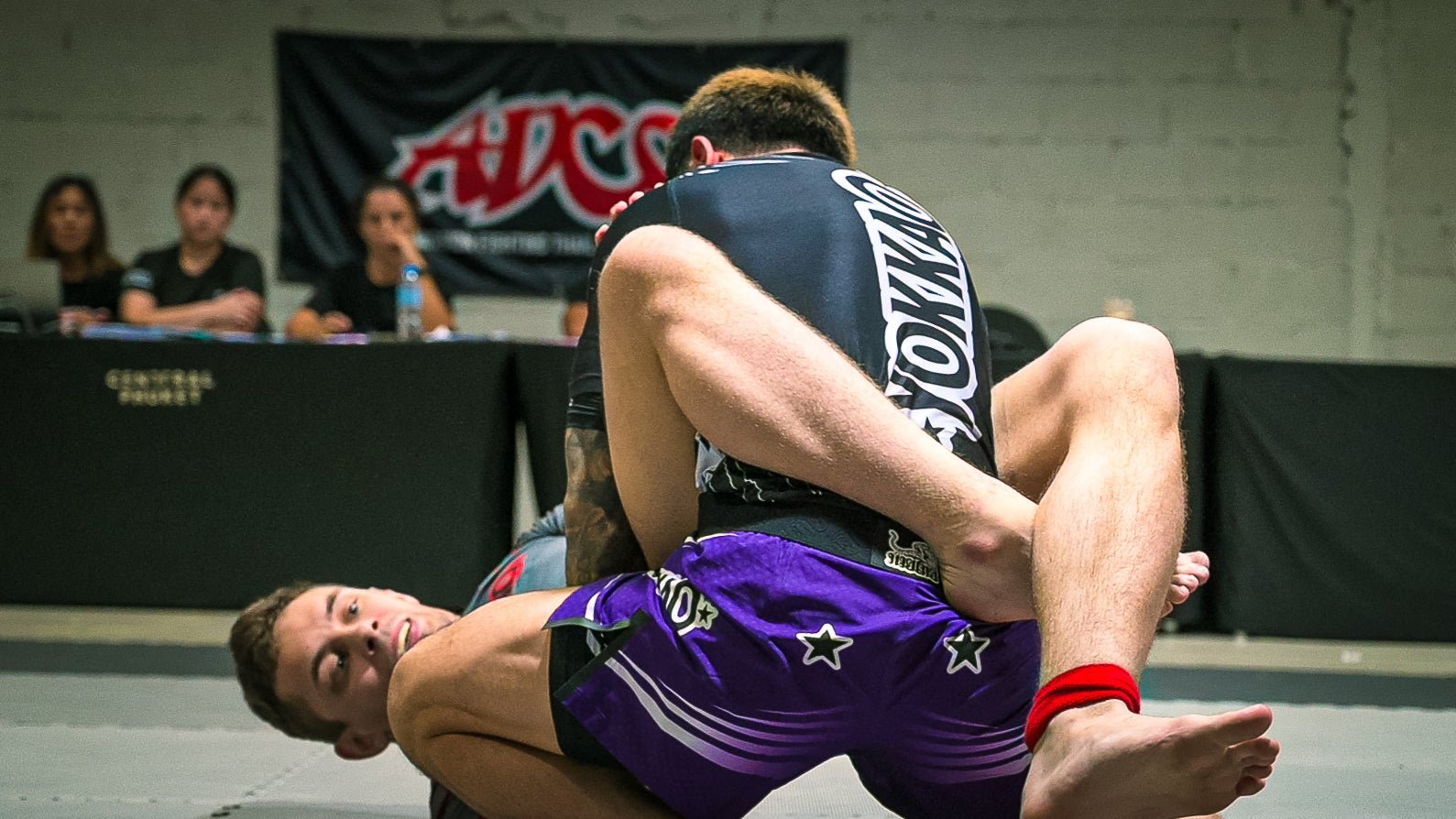 YOKKAO Unveils MMA Dual Shorts: A Revolution in Fightwear-YOKKAO